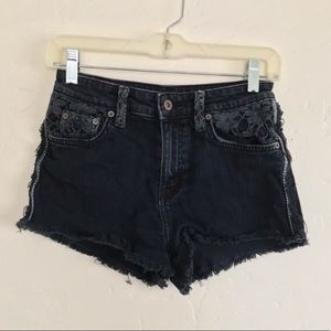 🔥Carmar black lace shorts